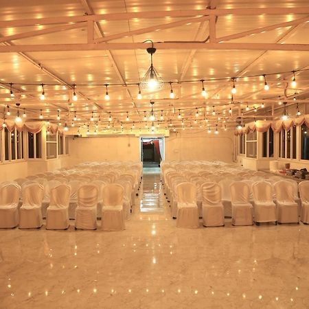 Fabhotel Prime Adore Residency Chennai Bagian luar foto