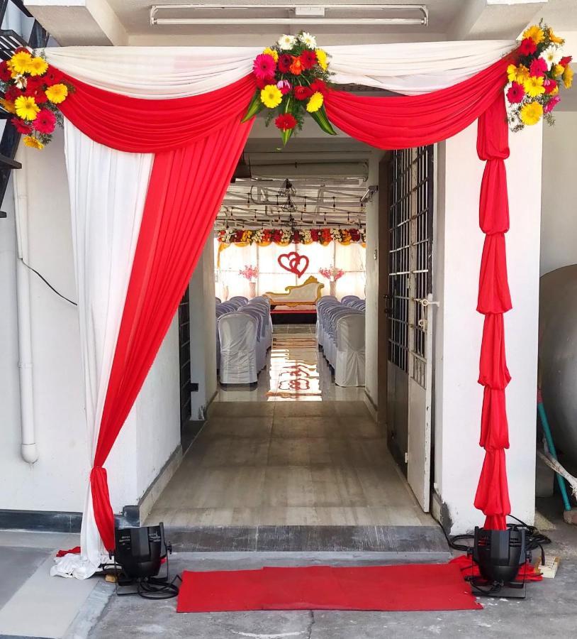 Fabhotel Prime Adore Residency Chennai Bagian luar foto
