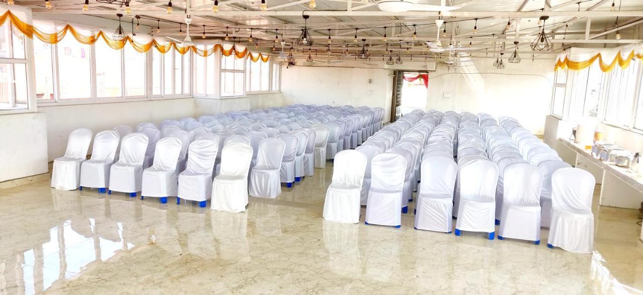 Fabhotel Prime Adore Residency Chennai Bagian luar foto