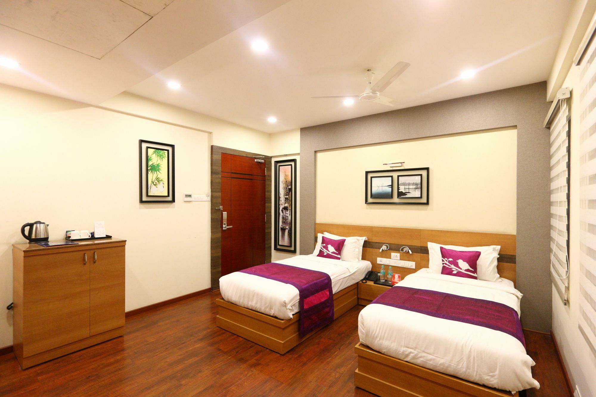 Fabhotel Prime Adore Residency Chennai Bagian luar foto